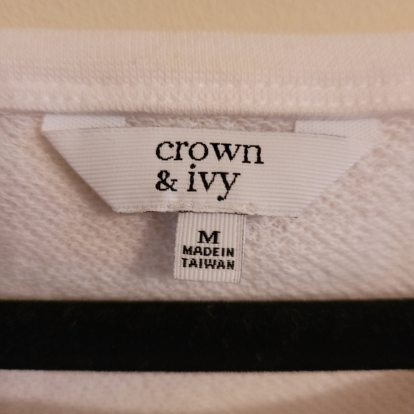 Crown & Ivy top/ tunic / sweatshirt - Picture 3 of 8